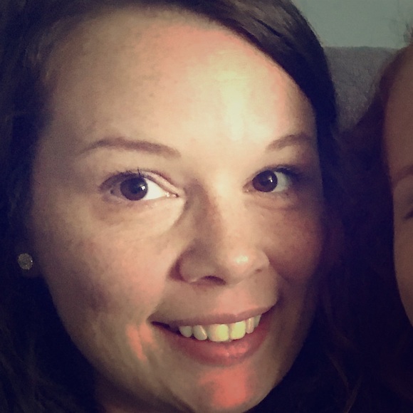 Meet your Posher, Shannon - Picture 1 of 2